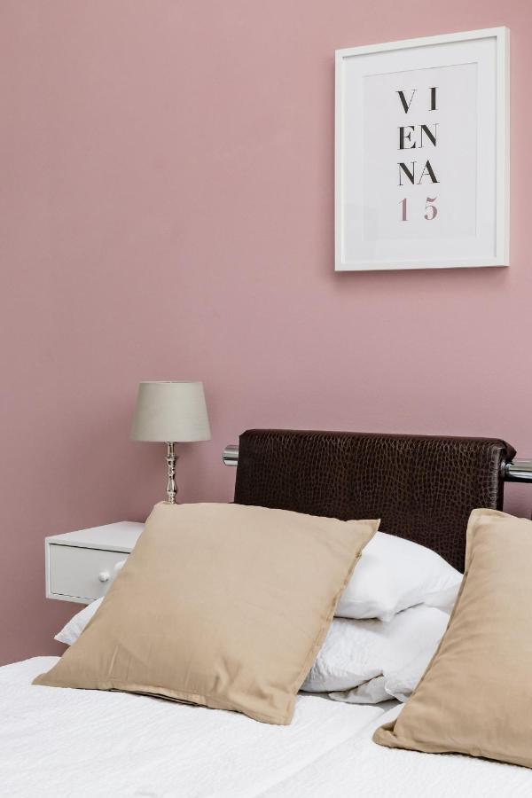 Apartment 15 Design
